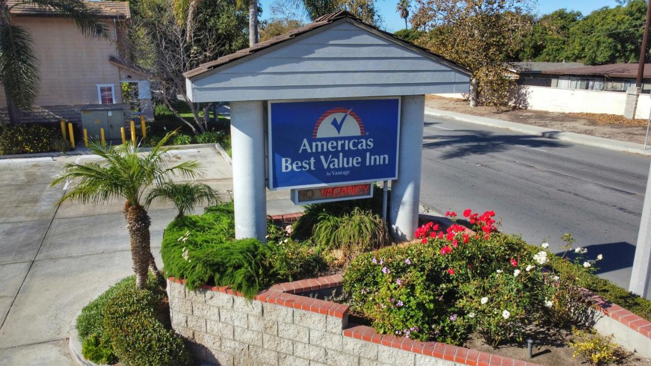 Americas Best Value Inn Oxnard-Port Hueneme Exteriör bild