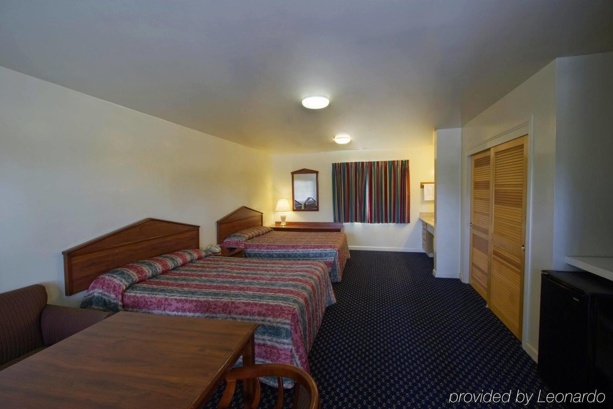 Americas Best Value Inn Oxnard-Port Hueneme Rum bild